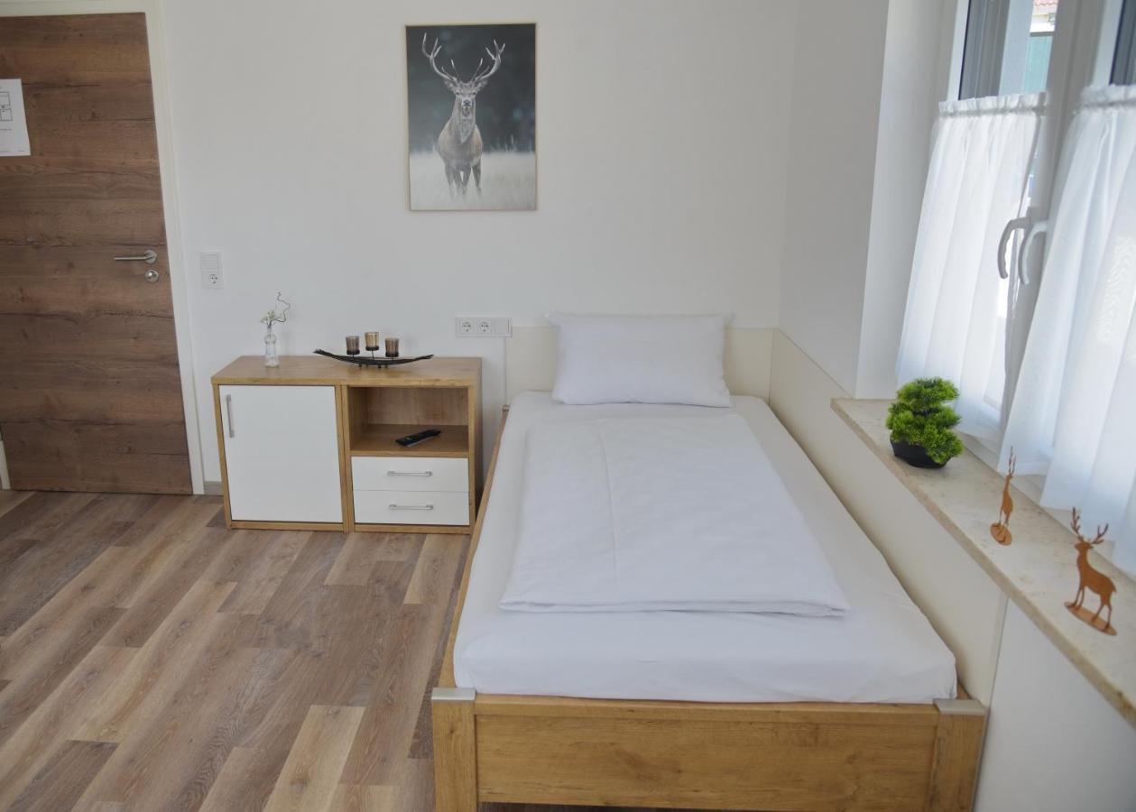 Boardinghouse Jungwirth-Wohnzeit Hotel Demling Bagian luar foto